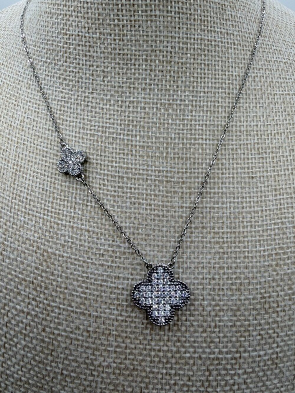 Bev Necklace